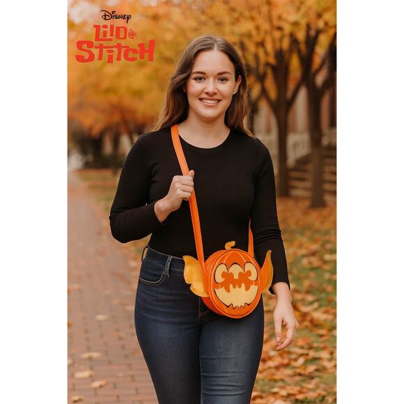 NWT Disney Lilo & Stitch Halloween Purse - Picture 1 of 7